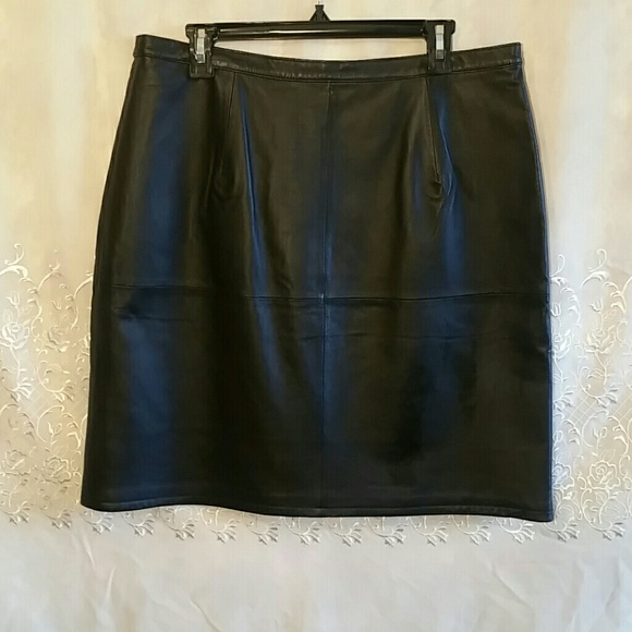 Shape FX Dresses & Skirts - Shape FX by Newport News Black Leather Skirt Sz 18